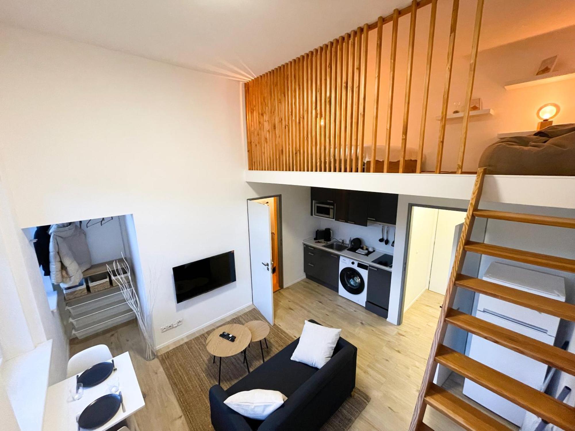 Loft Maniny By Urban Apartments Praag Buitenkant foto